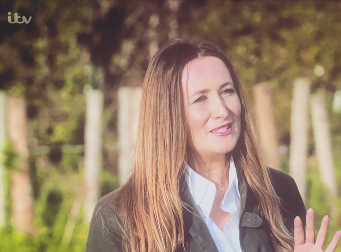 F7C41186-C057-4B18-A632-FC3BA058C232 3